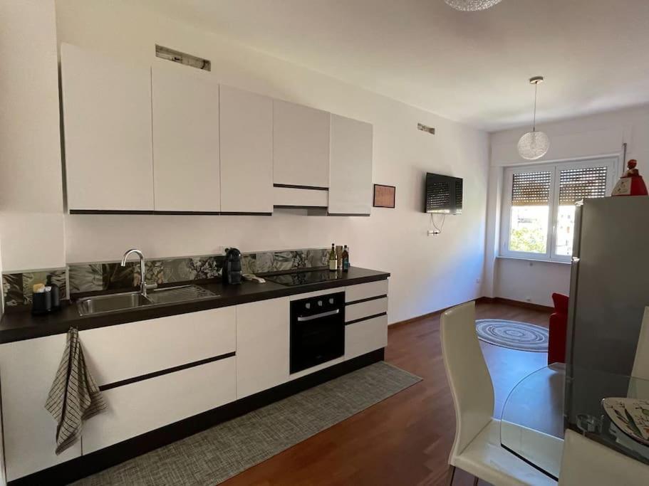 Maison Lulu- Appartamento Nuovo Пескара Экстерьер фото